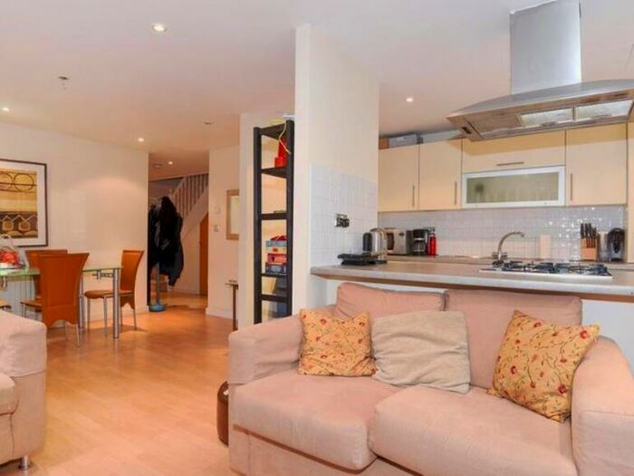 4 Bedroom Maisonette To Rent In Fisherton Street, London, NW8