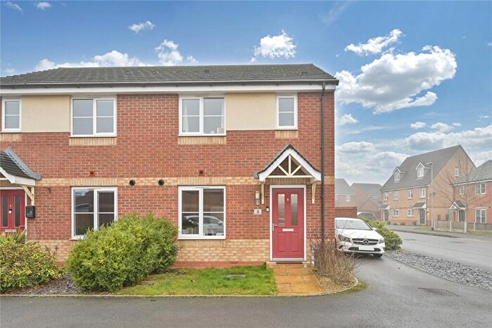 3 Bedroom Semi Detached House For Sale In Newbold Drive, Marston Grange, Stafford, Staffordshire, ST16