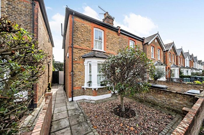 2 Bedroom Semi-Detached House For Sale In Kings Road, Kingston Upon Thames, KT2