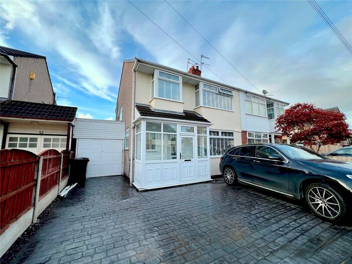 3 Bedroom Semi-Detached House To Rent In Elwyn Drive, Liverpool, Merseyside, L26