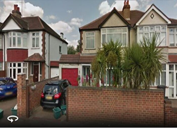 3 Bedroom Semi Detached House To Rent In Hook Rise North, Tolworth, KT6