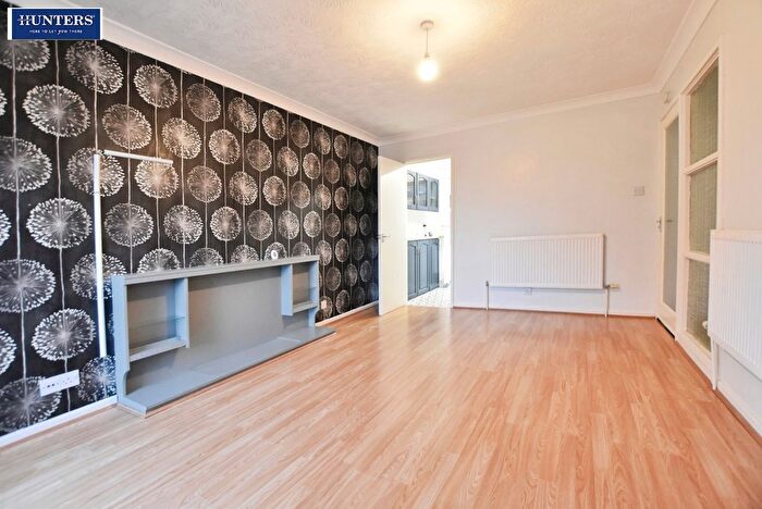2 Bedroom Flat For Sale In Kensington Road, Scunthorpe, DN15