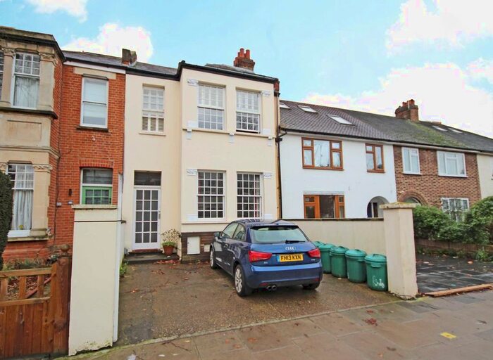 Studio To Rent In Pagoda Avenue, Kew, Richmond, TW9