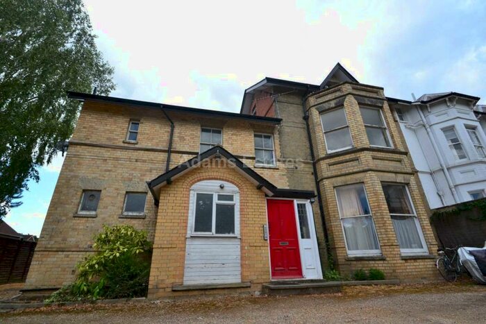 1 Bedroom Flat To Rent In Wokingham Road, Reading, RG6