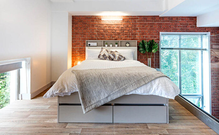 1 Bedroom Apartment To Rent In Manor Court, Jesmond, NE2