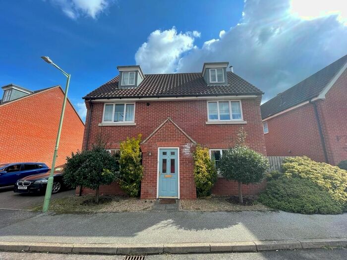 5 Bedroom Detached House To Rent In Tremlett Lane, Kesgrave, IP5