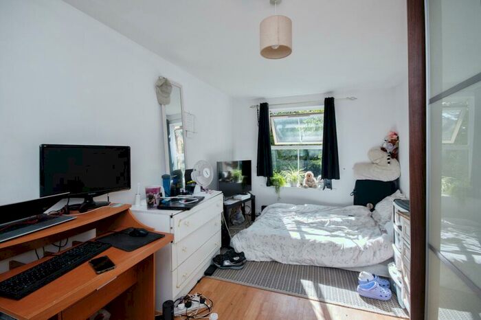 2 Bedroom Flat For Sale In Suffolk Road, Bournemouth, BH2