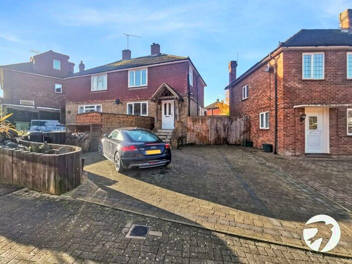 3 Bedroom Terraced House To Rent In Maxwell Gardens, Orpington, BR6