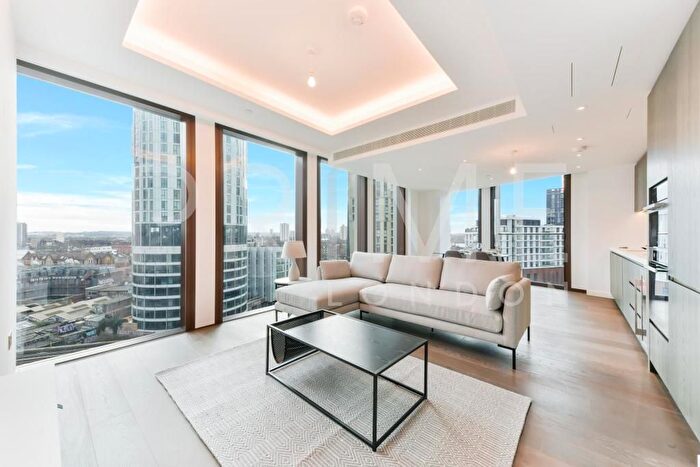 2 Bedroom Flat To Rent In No. Thames City, Nine Elms, London, SW8