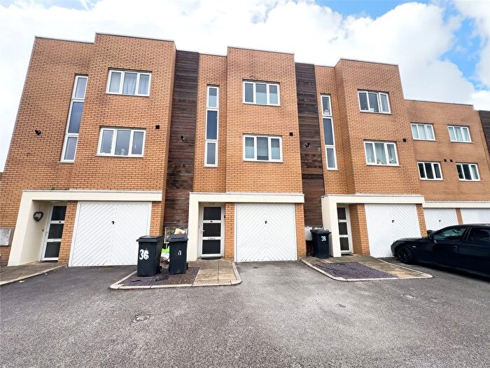 2 Bedroom Terraced House For Sale In Lakeside Rise, Manchester, Greater Manchester, M9