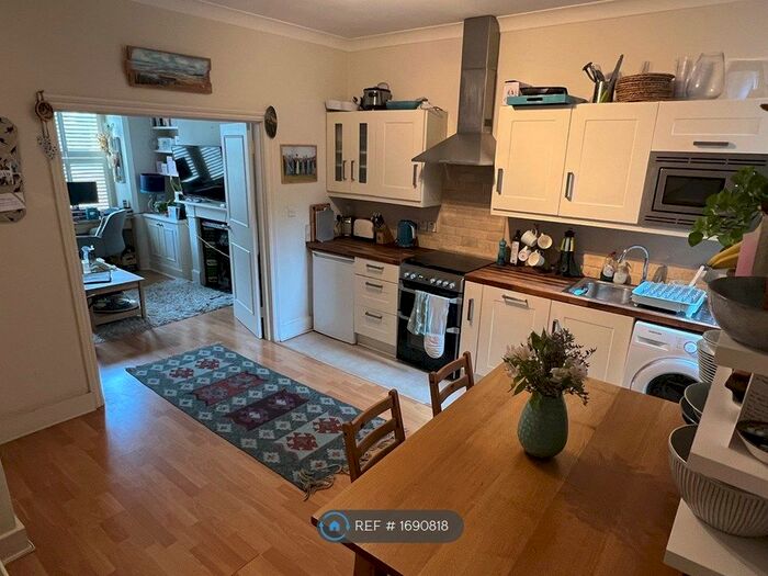 1 Bedroom Flat To Rent In Bollo Lane, Chiswick, London, W4