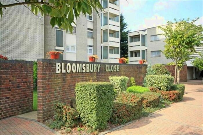 2 Bedroom Flat To Rent In Bloomsbury Close, London, W5