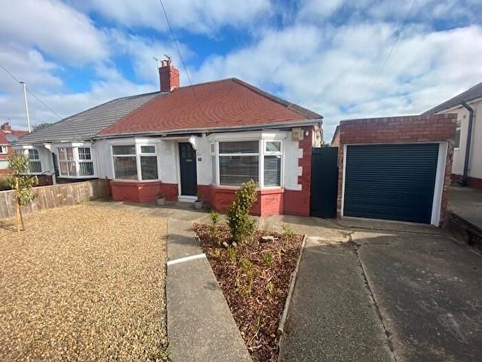 2 Bedroom Bungalow To Rent In Lisle Road, South Shields, NE34