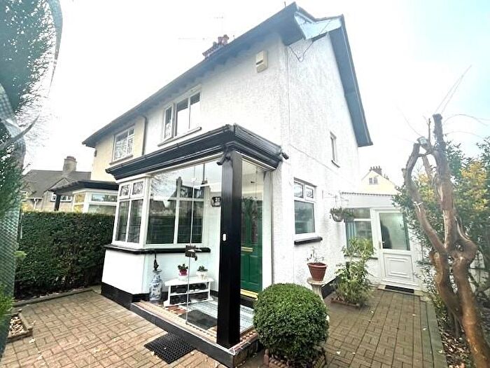 2 Bedroom Semi-Detached House To Rent In Lilac Avenue, Garden Village, Hull, HU8