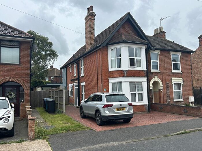 3 Bedroom Semi Detached House To Rent In Henslow Road, Ipswich, Suffolk, IP4