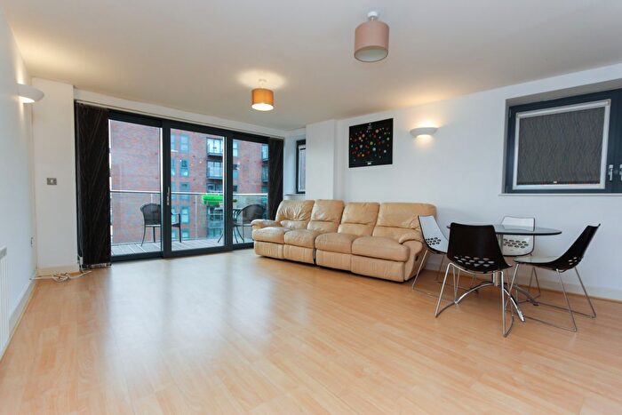 2 Bedroom Flat To Rent In Toronto House, Surrey Quays Road, Canada Water, London, SE16
