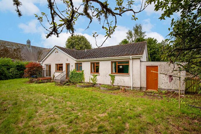 3 Bedroom Detached Bungalow For Sale In Bridgeton Place, Almondbank, Perth, PH1