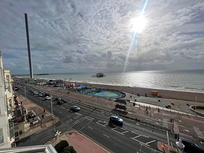 3 Bedroom Flat To Rent In Kingsley Court, Kings Road, Brighton, BN1