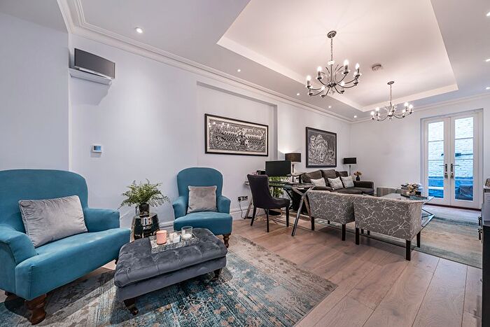 3 Bedroom Flat For Sale In Warwick Square, London, SW1V