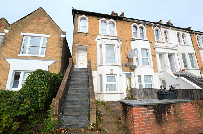 1 Bedroom Apartment For Sale In Mosslea Road, London, SE20