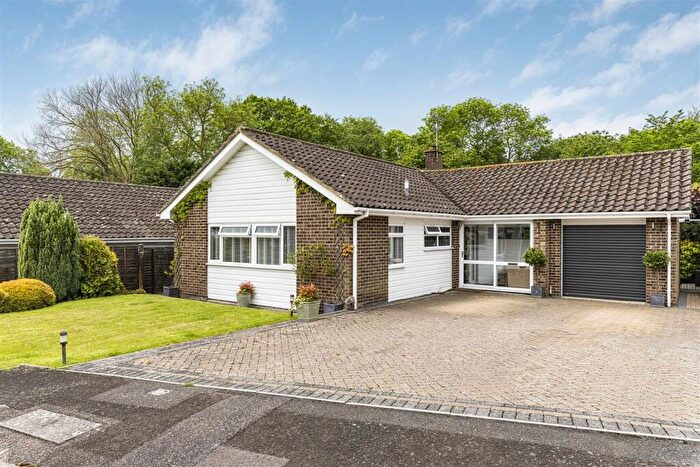 3 Bedroom Detached Bungalow For Sale In Sallows Shaw, Sole Street, DA13