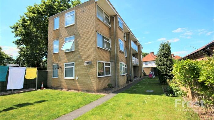 2 Bedroom Flat To Rent In Cromwell Lodge, Bedfont Road, Feltham, TW13