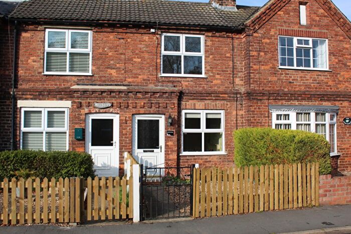 2 Bedroom Cottage To Rent In High Street, North Thoresby, DN36