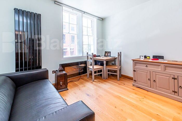 1 Bedroom Flat To Rent In Kings Cross Road, Kings Cross, WC1X