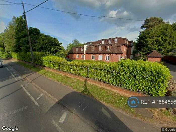 2 Bedroom Flat To Rent In River Court, Charvil, Reading, RG10