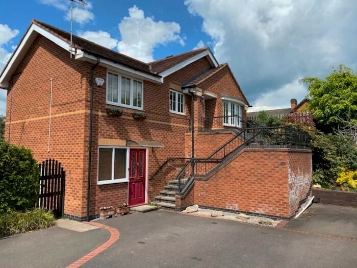 3 Bedroom Bungalow To Rent In Foxbrook Close, Littleover, Derby DE23