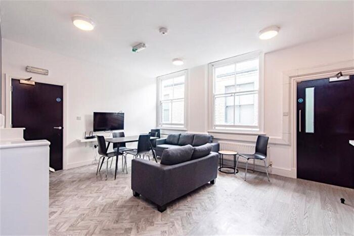 1 Bedroom Apartment To Rent In Bridlesmith Walk, NG1