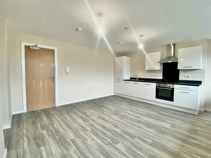 1 Bedroom Apartment To Rent In Southwood House, Goodiers Drive, M5
