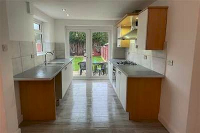 2 Bedroom End Of Terrace House To Rent In Wilford Crescent, Nottingham, NG11