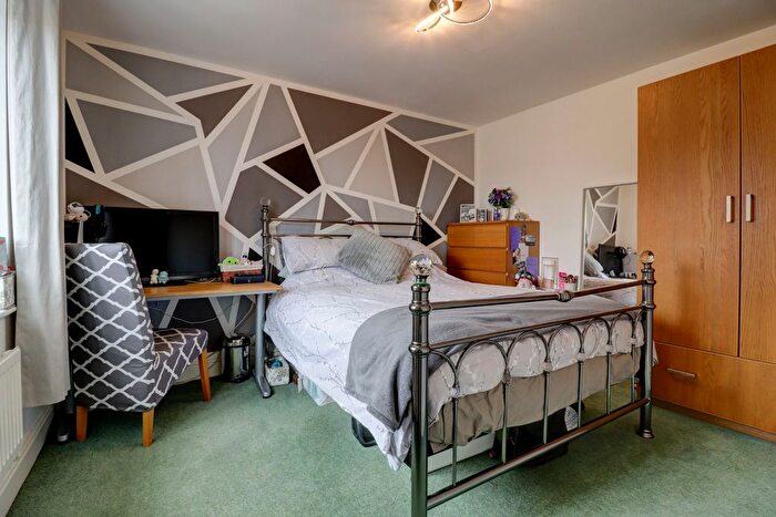 4 Bedroom Detached House For Sale In Gables Meadow, Holmer Green, Buckinghamshire, HP15