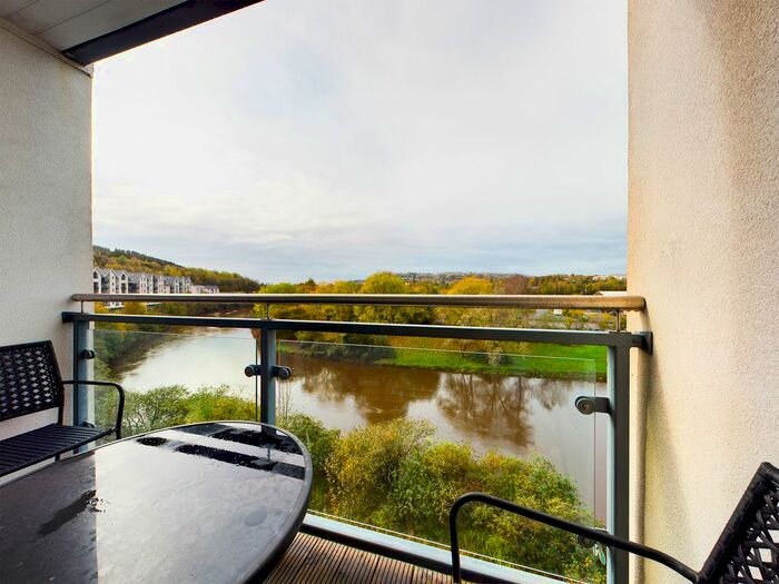 1 Bedroom Flat To Rent In Phoebe Road, Swansea, SA1