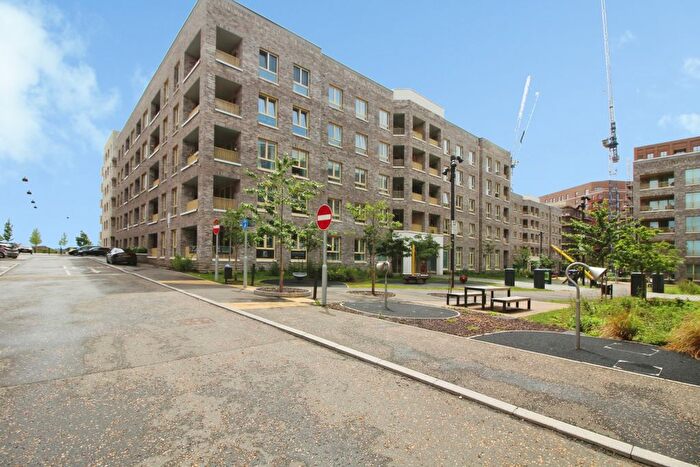 1 Bedroom Flat To Rent In Rose Apartments, Frogley Park, Barking, IG11