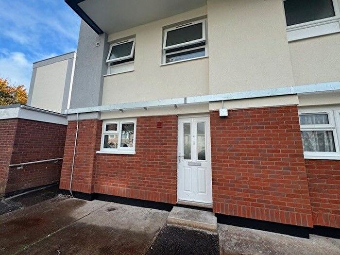 2 Bedroom Maisonette To Rent In Ledbury Road, Bristol, BS16