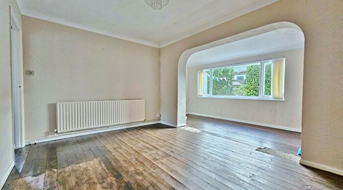 2 Bedroom Semi-Detached Bungalow For Sale In Temple Close, Frinton-On-Sea, CO13