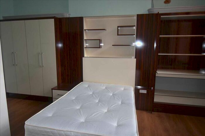 4 Bedroom Terraced House To Rent In Pocklingtons Walk, Leicester, LE1