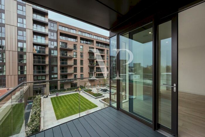 2 Bedroom Apartment To Rent In Hartingtons Court, Coster Avenue London, N4
