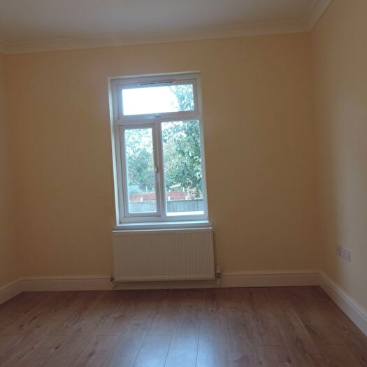 3 Bedroom Flat To Rent In Church Rd, London, E10