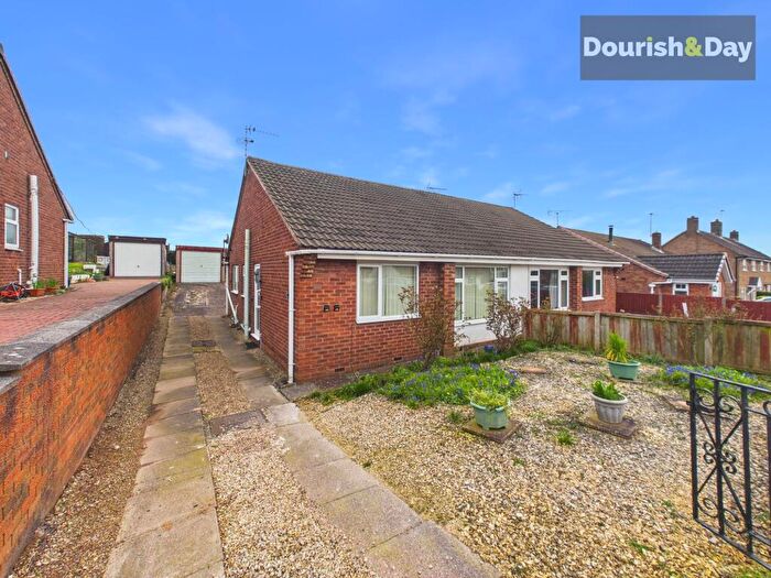 3 Bedroom House For Sale In Mount Avenue, Stone, ST15