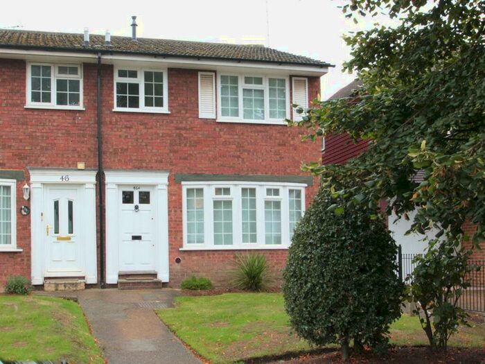 3 Bedroom Terraced House To Rent In Woking, GU22