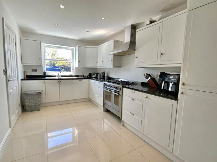 3 Bedroom End Of Terrace House For Sale In Blenheim Avenue, Stony Stratford, Milton Keynes, MK11