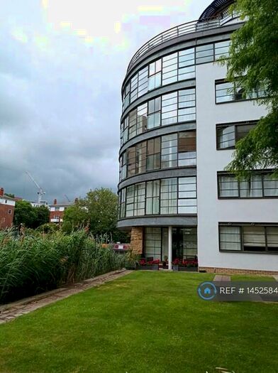 2 Bedroom Flat To Rent In Ice Wharf, London, N1
