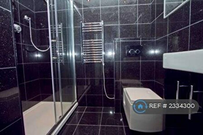 4 Bedroom Semi-Detached House To Rent In Priory Close, Ruislip, HA4