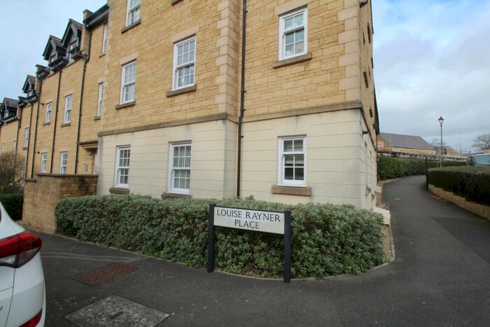 2 Bedroom Flat To Rent In Louise Rayner Place, Chippenham, SN15