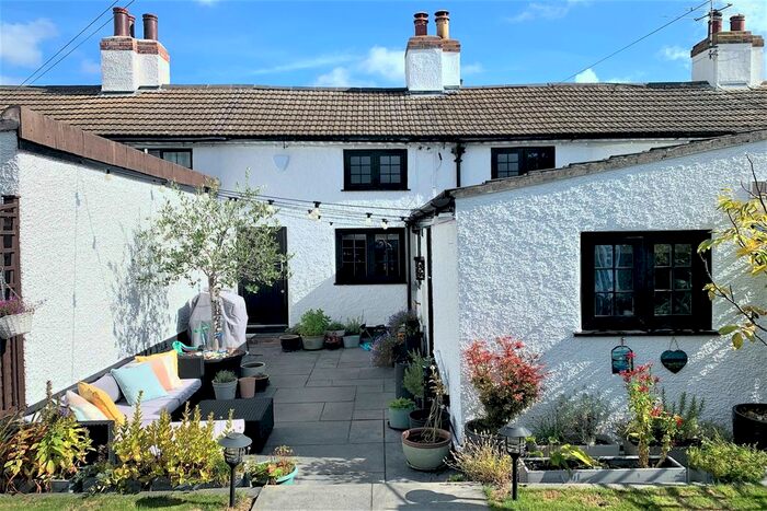 2 Bedroom Cottage To Rent In The Green, Chilwell, Beeston, Nottingham, NG9