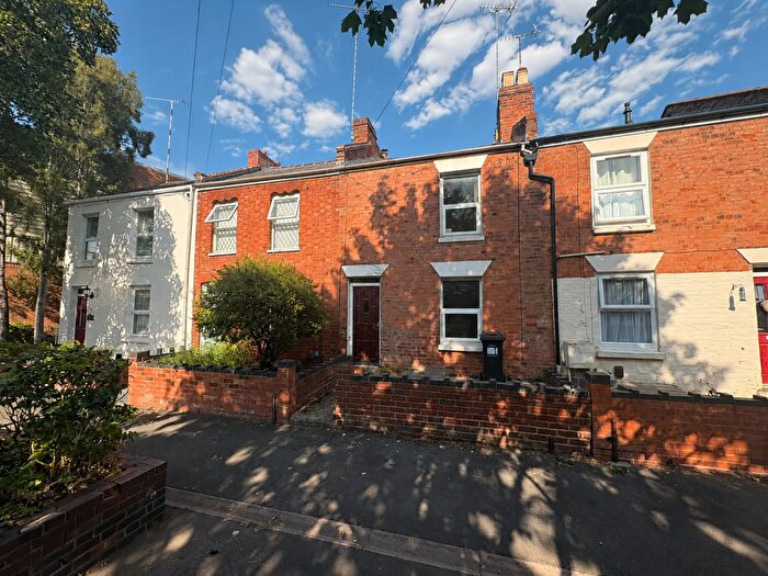 3 Bedroom House Of Multiple Occupation For Sale In Grove Place, Leamington Spa, CV31