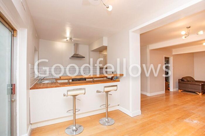 3 Bedroom House To Rent In Bordesley Road, Morden, SM4